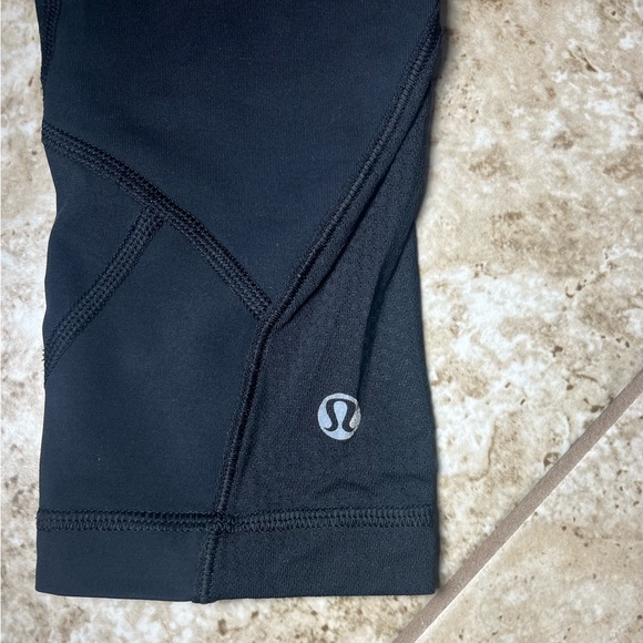 Lululemon Black Leggings - Women’s Size 4 - Picture 3 of 5
